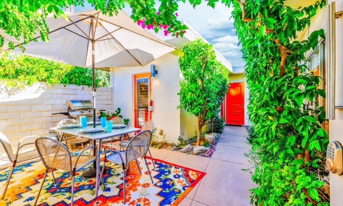 Old Las Palmas Apartment | 25% Off Sept 4-6 Quiet & Cozy, Great Reviews -Pool