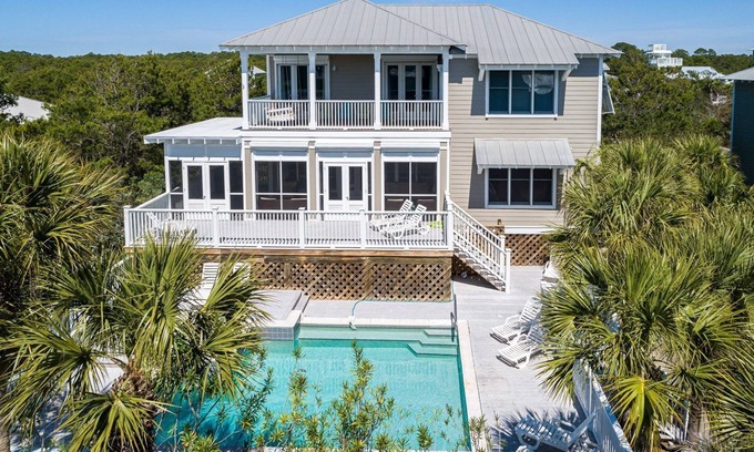 Gulf Trace House | 25% SALE Thru FALL~HIGH TIDE~Gulf View~Heated Pool~Beach Gear~Gulf Trace~Beach