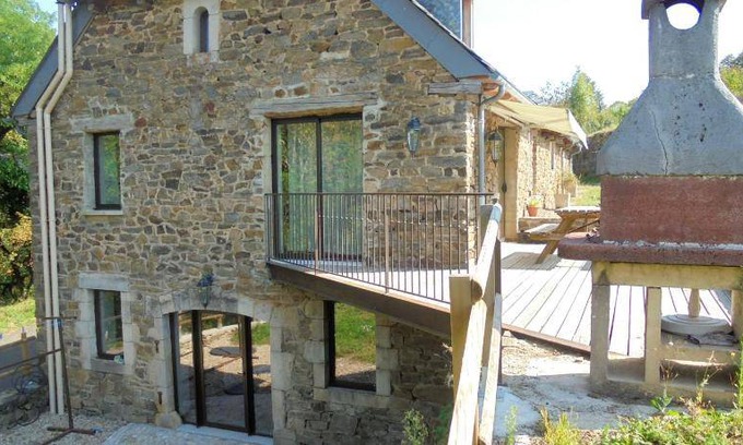 Castelnau-de-Mandailles House | 250 m² House ∙ 4 bedrooms ∙ 10 guests