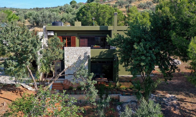 Messolonghi Villa | 250.