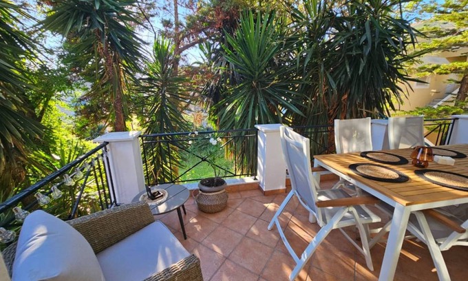 Kanoni House | 250 m² House ∙ 4 bedrooms ∙ 10 guests
