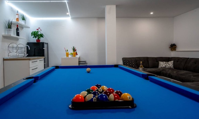 Mastrinka House | 250 m² House ∙ 5 bedrooms ∙ 12 guests