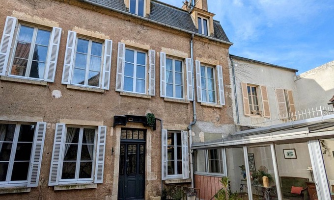 Epoisses Cottage | 260 m² Cabin ∙ 4 bedrooms ∙ 8 guests