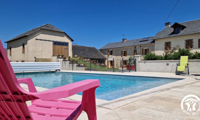 Assac House | 260 m² Gîte ∙ 6 bedrooms ∙ 12 guests