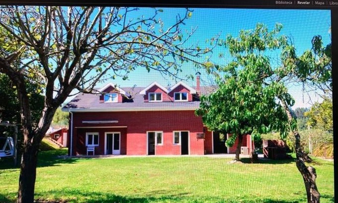Pielagos Villa | 270 m² Villa ∙ 6 bedrooms ∙ 14 guests