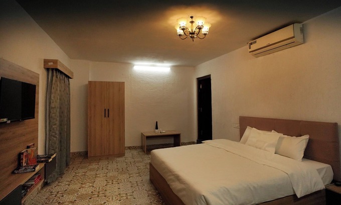 Bedla Villa | 2B Luxury Villa with Mountain View