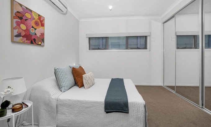 Pascoe Vale South House | 2Bedroom Tranquil Townhouse CLOSE TO CITY AND AIRPORT
