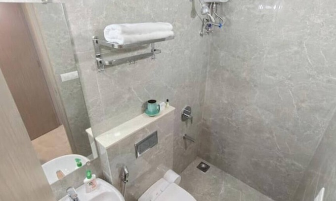 Andheri East Apartment | 2BHK service apartment Andheri