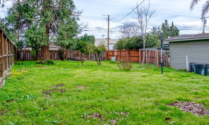 Lodi Apartment | 2BR Family Getaway w/Yard, Kitchen & Parking