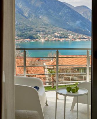 Dobrota Apartment | 2montenegro VISTA Apartments