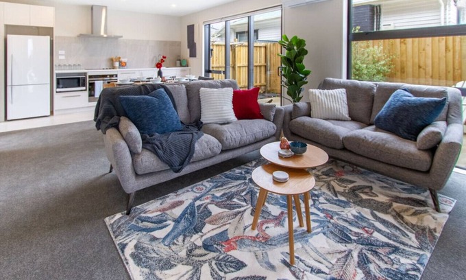 Riccarton House | 3 Bed 2.5 Bath Riccarton W/Games room