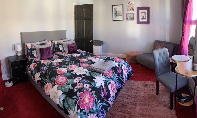 Folkestone House | 3 bed home