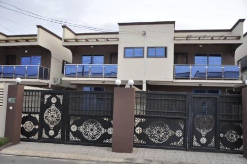 Kwabenyan Apartment | 3 Bed Luxury Home, Ayi Mensah,Accra