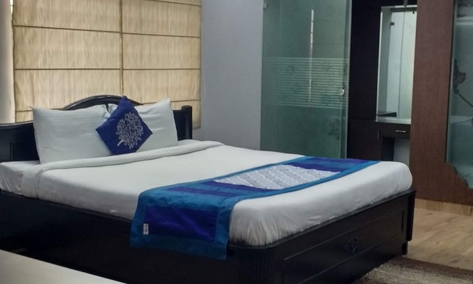 HITEC City Apartment | 3 Bed Room Hitech Shilparamam Guest House