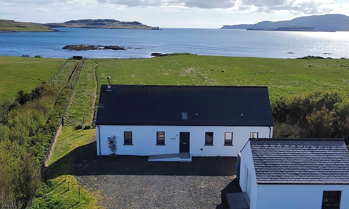 Ose Cottage | 3 bedroom accommodation in Ose near Dunvegan, Isle of Skye