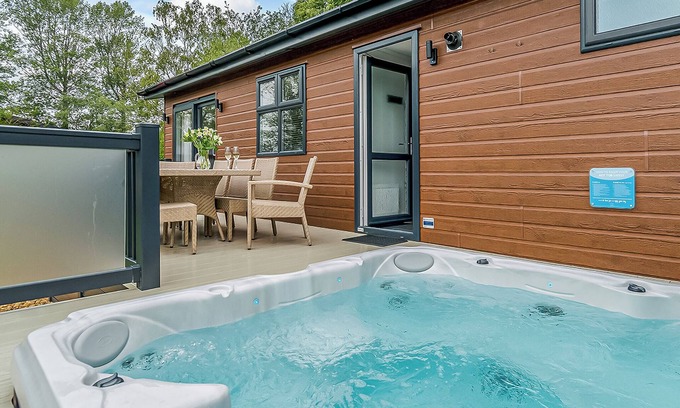 Pentney Ski Chalet | 3 bedroom accommodation in Pentney, King&rsquo;s Lynn