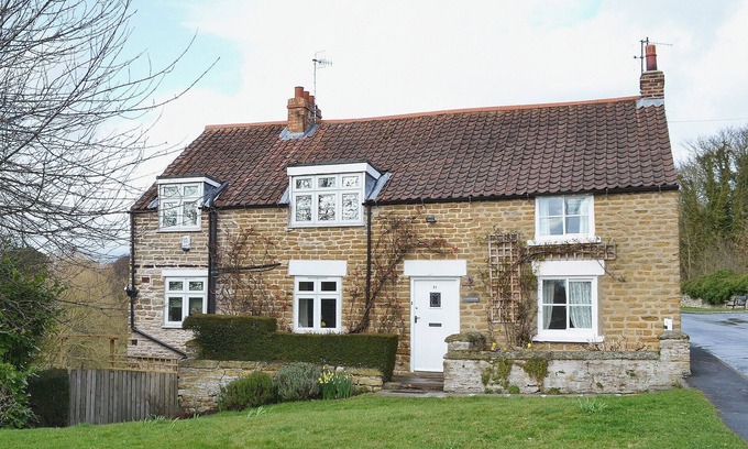 East Ayton Cottage | 3 bedroom accommodation in East Ayton, near Scarborough