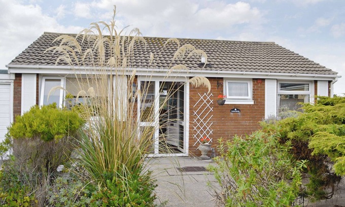 Fairbourne Cottage | 3 bedroom accommodation in Fairbourne