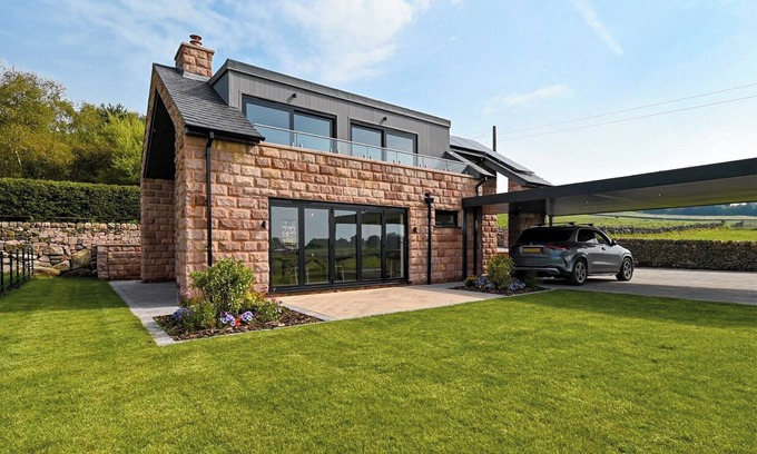 Tunstall Cottage | 3 bedroom accommodation in Biddulph, near Stoke-on-Trent
