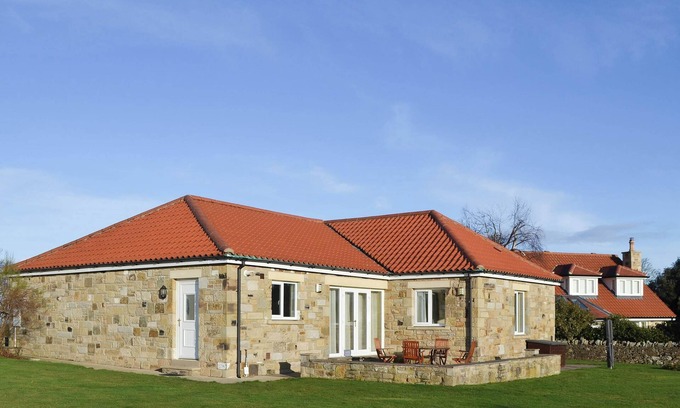 Bamburgh Cottage | 3 bedroom accommodation in Bamburgh