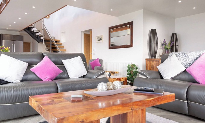 Innellan Cottage | 3 bedroom accommodation in Port Lamont, near Dunoon