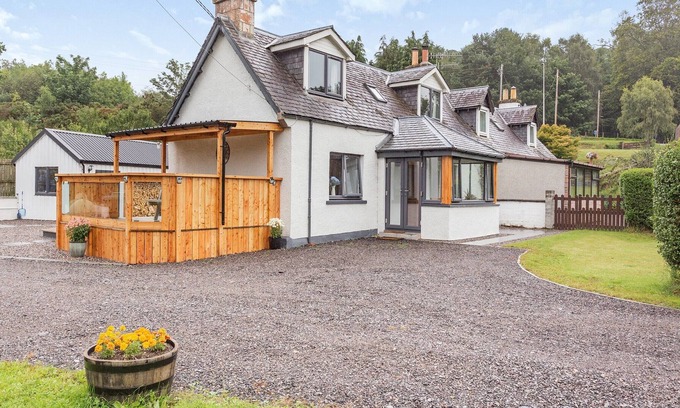 Contin Cottage | 3 bedroom accommodation in Contin