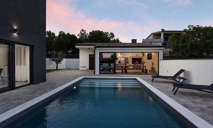 Maslenica House | 3 bedroom amazing home in Maslenica