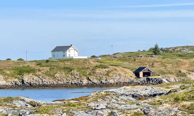 Smøla House | 3 bedroom amazing home in Smøla