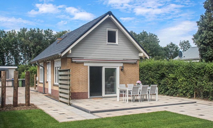 Baarland House | 3 bedroom amazing home in Baarland