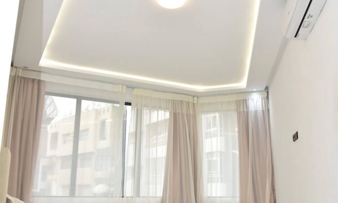 La Ville Haute Apartment | 3 Bedroom Apartment With Netflix & Private Parking