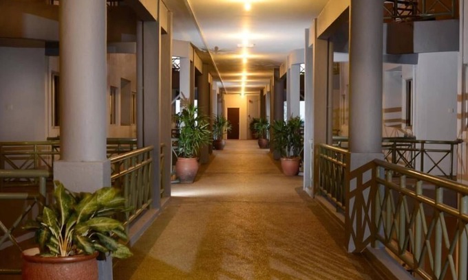 Kuala Teriang Apartment | 3 Bedroom Beachfront Apartment