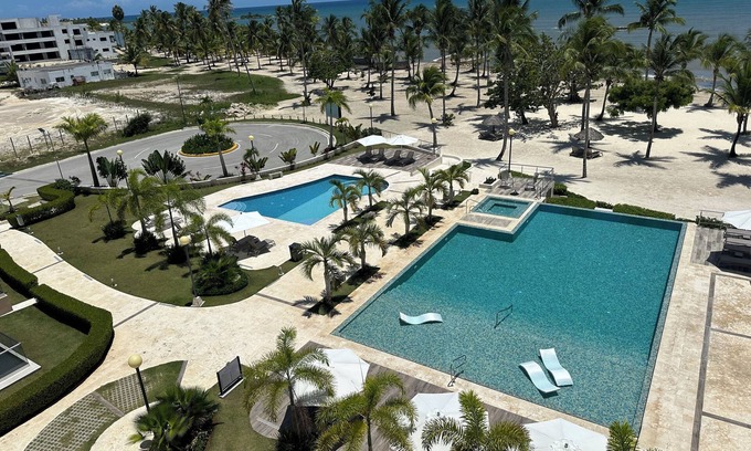 San Pedro de Macoris Condo | 3-bedroom, beachfront, duplex penthouse, jacuzzi