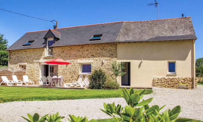 Dourdan House | 3 bedroom beautiful home in Dourdain