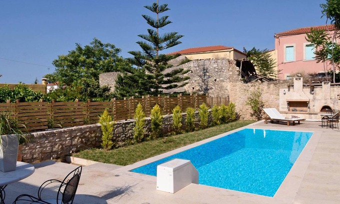 Archanes Villa | 3-bedroom Classy Villa with private pool
