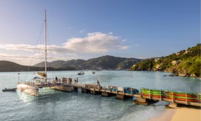 Flag Hill Resort | 3 Bedroom Condo, Sleeps 12, Kitchen Frenchman's Cove Resort, Saint Thomas Island