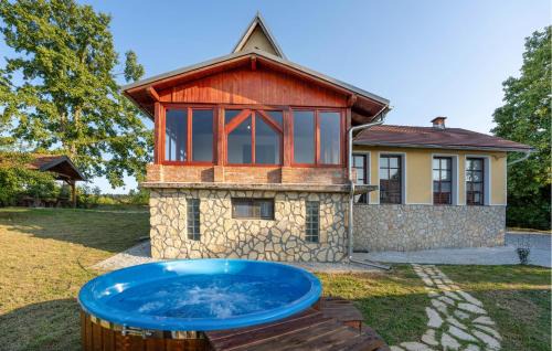 Vojnic House | 3 Bedroom Cozy Home In Krivaja Vojnicka