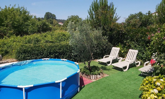 Arganil Other | 3 bedroom farmhouse with 3m splash pool, sleeps 6/8, pretty views, Arganil 2 km