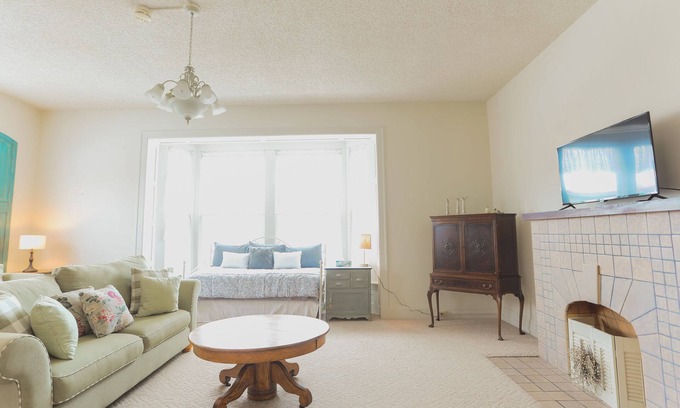 Corry Apartment | 3 Bedroom Fully Equipped Apartment near Golf Courses