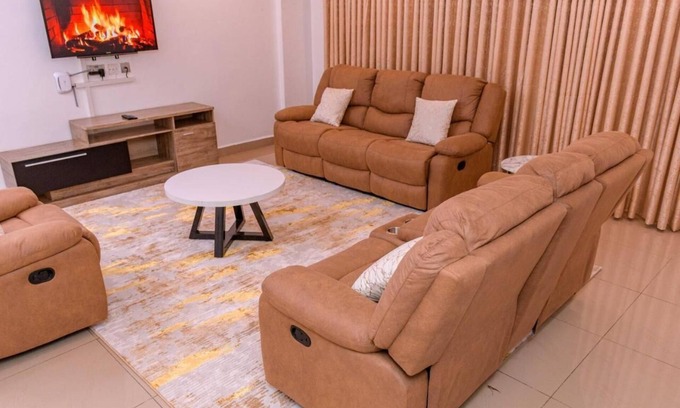 Biashara Apartment | 3-Bedroom Fully Furnished apartment in Nakuru city