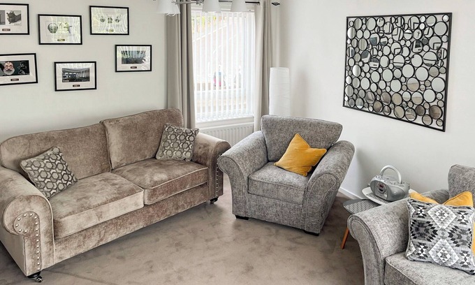 Blaydon on Tyne Cottage | 3 bedroom accommodation in Blaydon Burn, near Newcastle upon Tyne