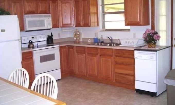 Shiloh House | 3 bedroom home near St. Louis