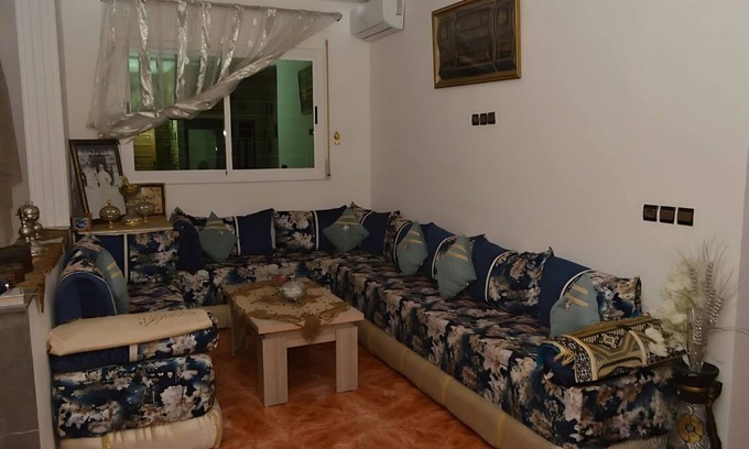 Ouled Tayeb Apartment | 3 bedroom house 3 minutes from the airport with a distinctive Moroccan character