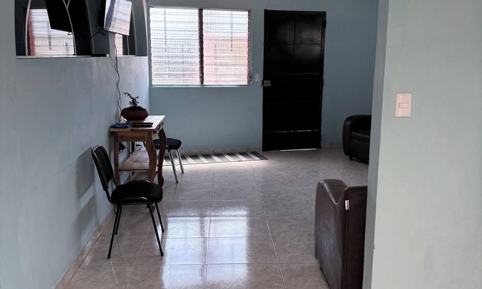 San Salvador House | 3-bedroom house in historic San Salvador with WiFi, AC. Close to everything!