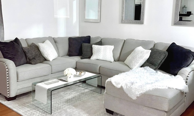 Millard House | 3-bedroom house in West Omaha