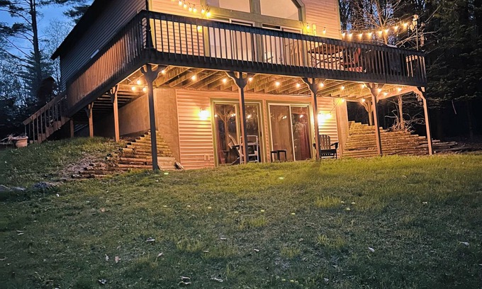 Fort Ann House | 3-bedroom house lake view house near Lake George and Saratoga Racetrack/Casino