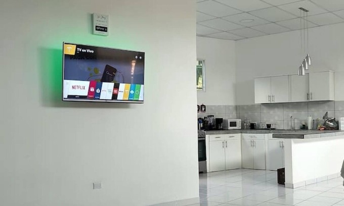 La Libertad House | 3 Bedroom-La Fortaleza House near to the BEACH ππ