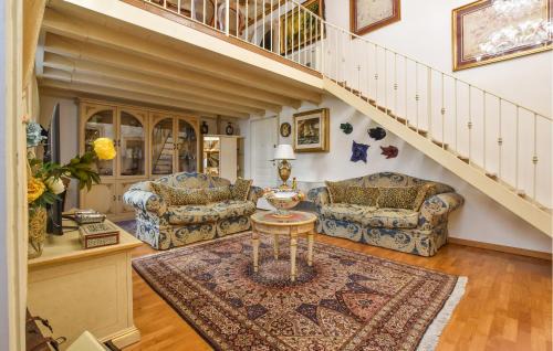 Catania City Centre Apartment | 3 Bedroom Stunning Apartment In Catania