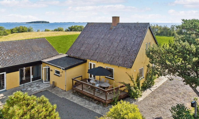 Bandholm House | 3 bedroom stunning home in Bandholm
