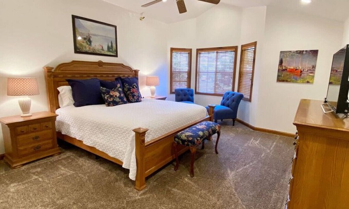 Midway House | 3-bedroom townhome in Zermatt Resort