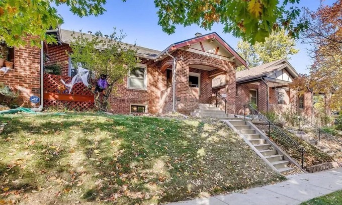 Congress Park House | 3 bedroom vacation home near Denver Botanic Gardens